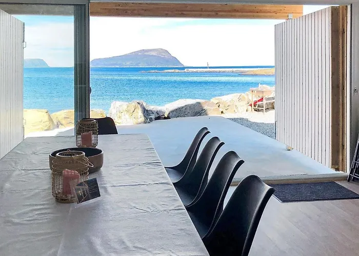 10 Person In Holiday home Brattvag